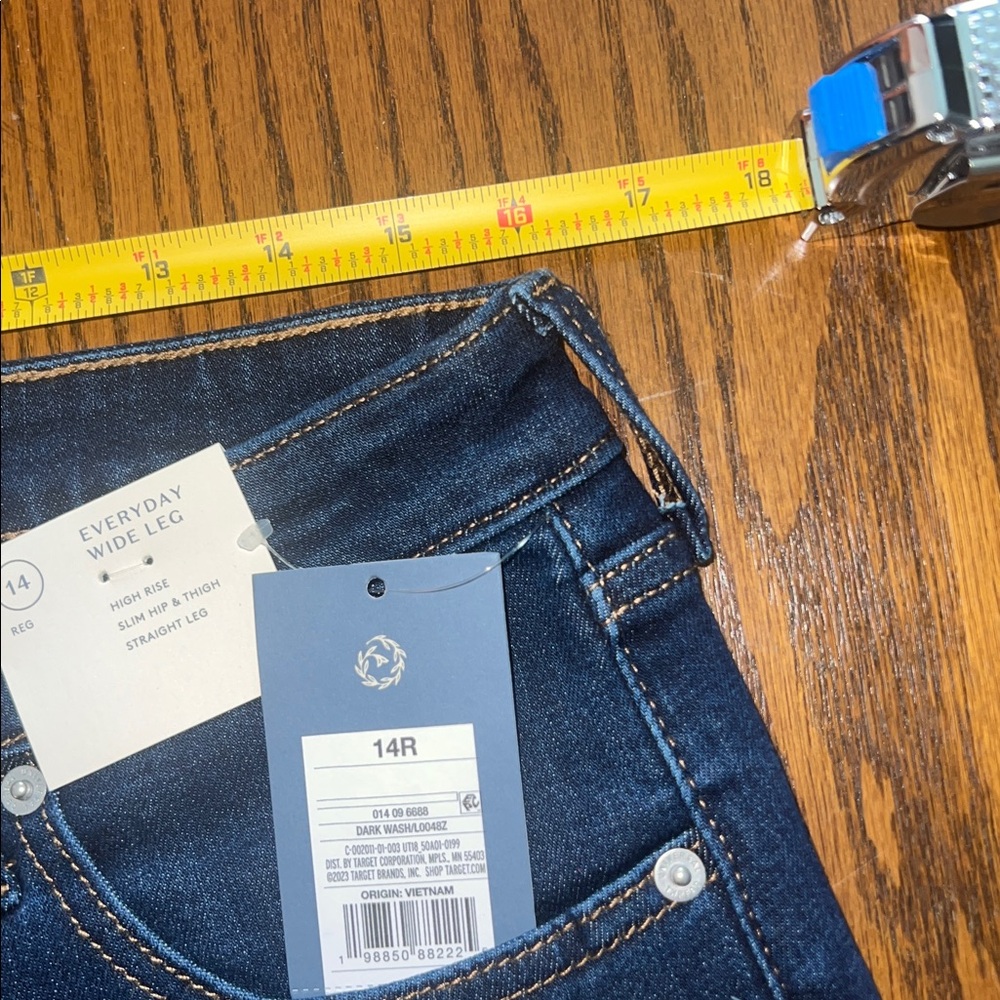 Universal Thread Dark Blue Flare Jeans - Picture 5 of 5